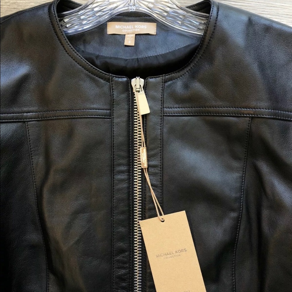 Michael Kors Collection Cropped Leather Jacket - Picture 5 of 11